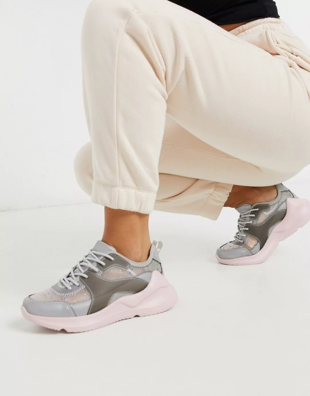 ASOS Design – Delhi – Sneaker in Grau und Rosa-Mehrfarbig günstig online kaufen