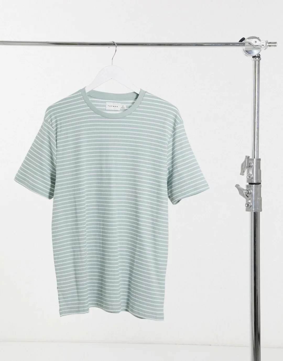 Topman – Gestreiftes T-Shirt in Salbeigrün und Weiß günstig online kaufen