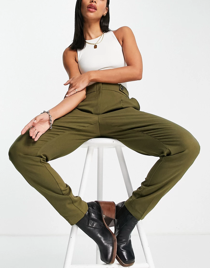 Vero Moda – Schmal geschnittene Hose in Khaki, Kombiteil-Grün günstig online kaufen