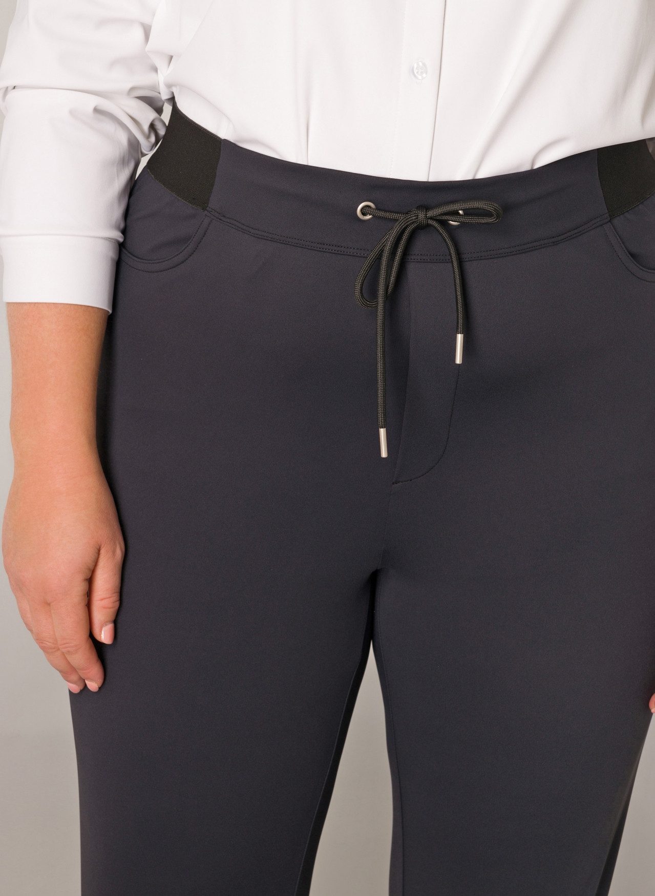Base Level Curvy Stoffhose "Liana", Sommerhose mit Stretch und Kordelzug, i günstig online kaufen