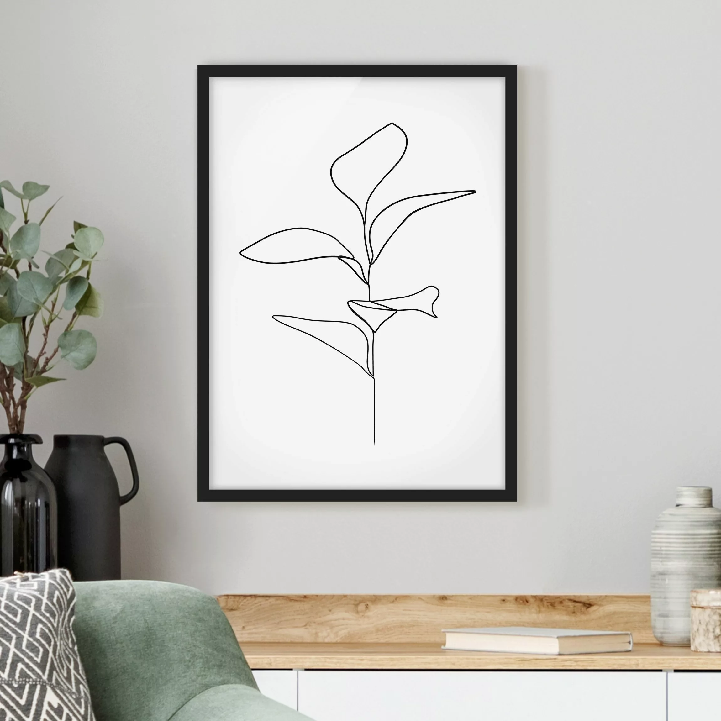 Bild mit Rahmen Blumen - Hochformat Line Art Pflanze Blätter Schwarz Weiß günstig online kaufen