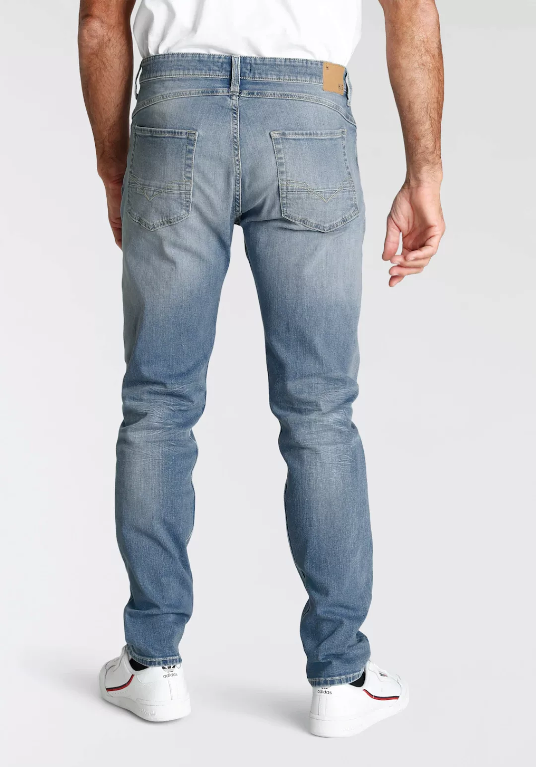 H.I.S Tapered-fit-Jeans CIAN Ökologische, wassersparende Produktion durch O günstig online kaufen