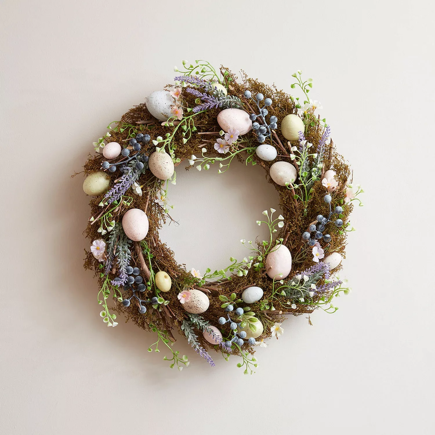 43cm Osterkranz Eier, Blumen und Moos mit TruGlow® LED Kerzen günstig online kaufen