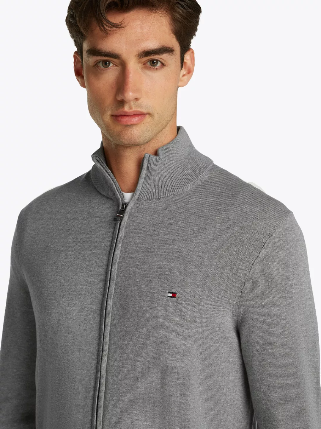 Tommy Hilfiger Strickjacke "ESSENTIAL COTTON ZIP THRU", mit Logostickerei günstig online kaufen