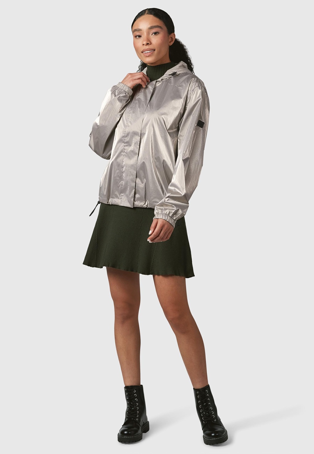 Ragwear Blouson "Cezanna Shine", mit Kapuze, Glänzende Damen Jacke mit refl günstig online kaufen