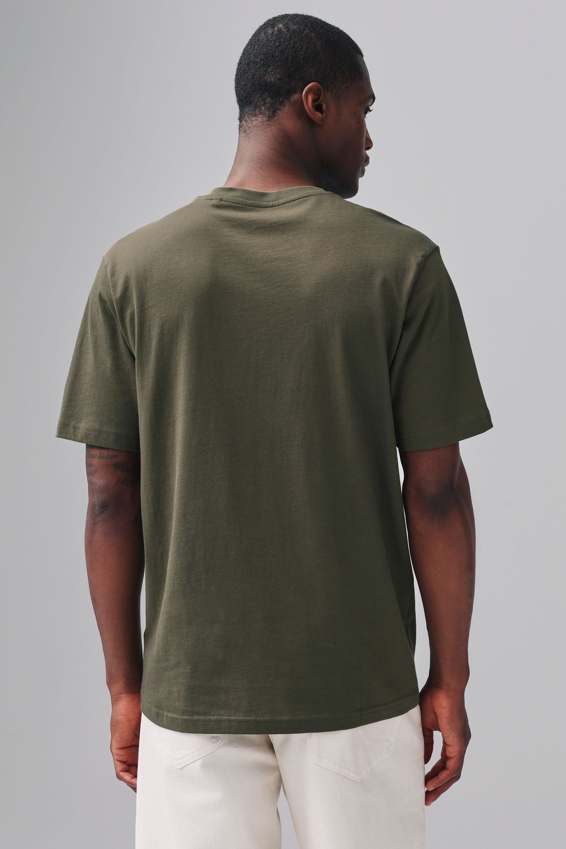 Next T-Shirt Essential T-Shirt mit V-Ausschnitt günstig online kaufen