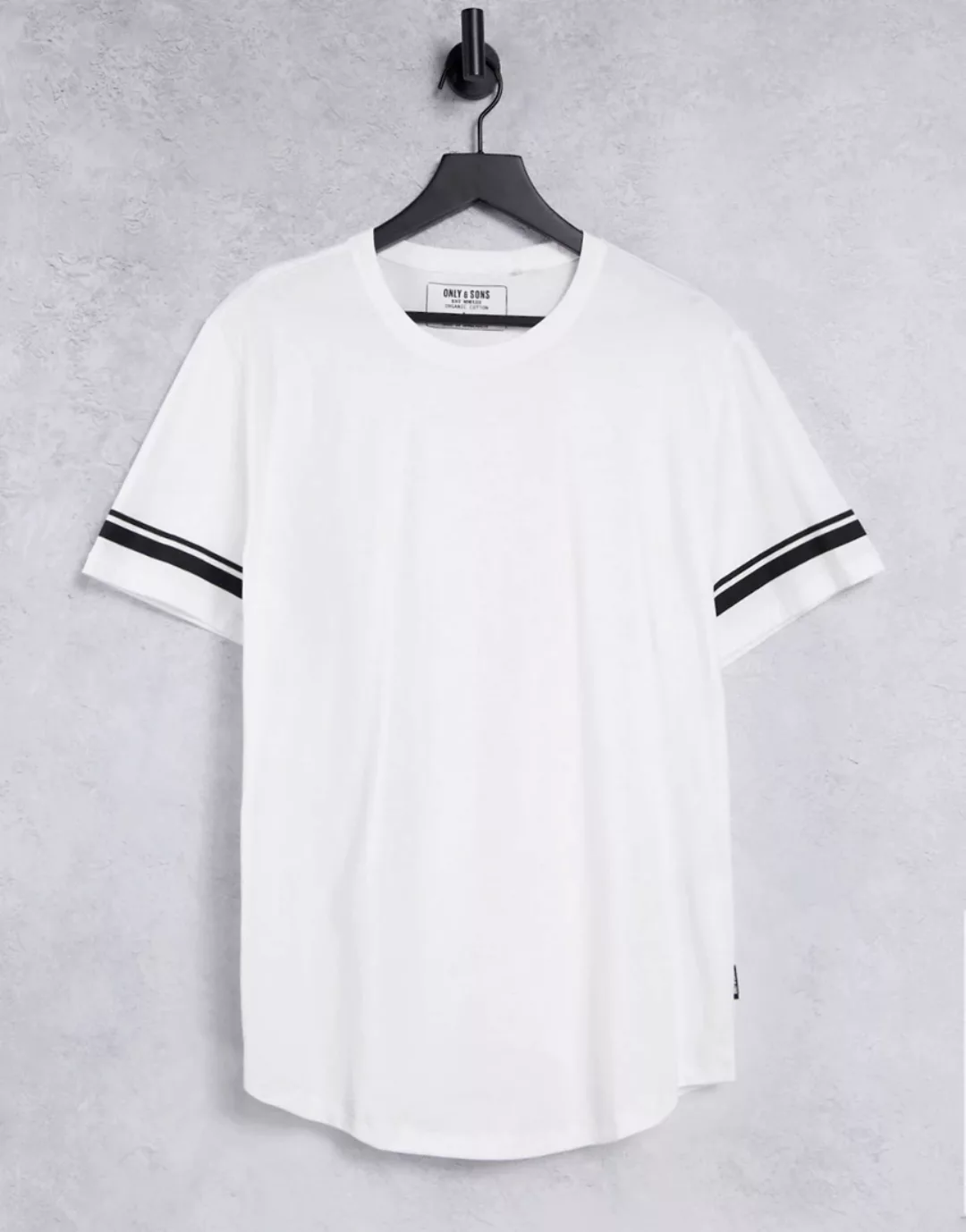 Only & Sons – Longline-T-Shirt mit Streifen an den Ärmeln in Weiß günstig online kaufen