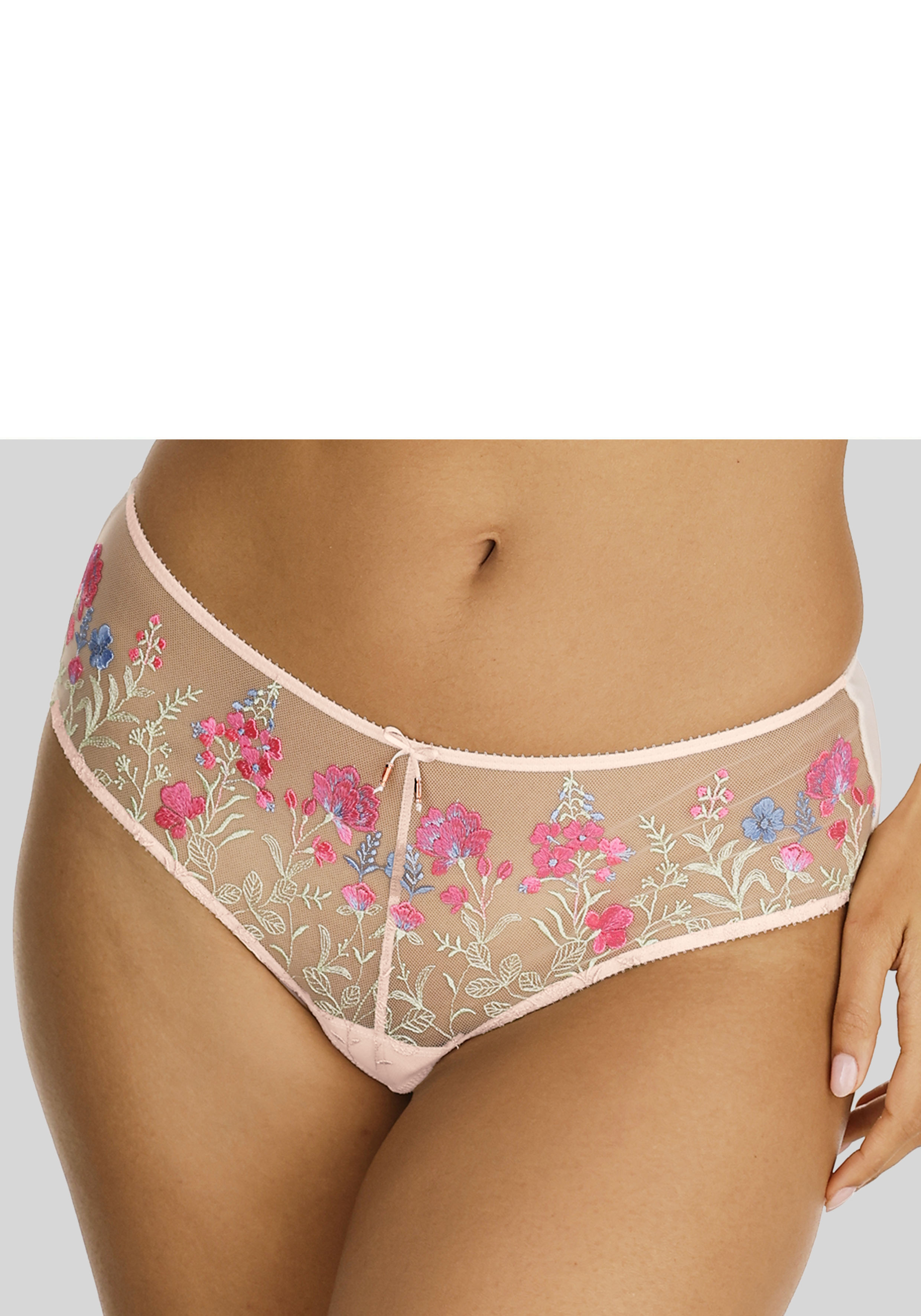 LASCANA Stringpanty "Maria", mit bunten Blumen aus Stickereispitze günstig online kaufen