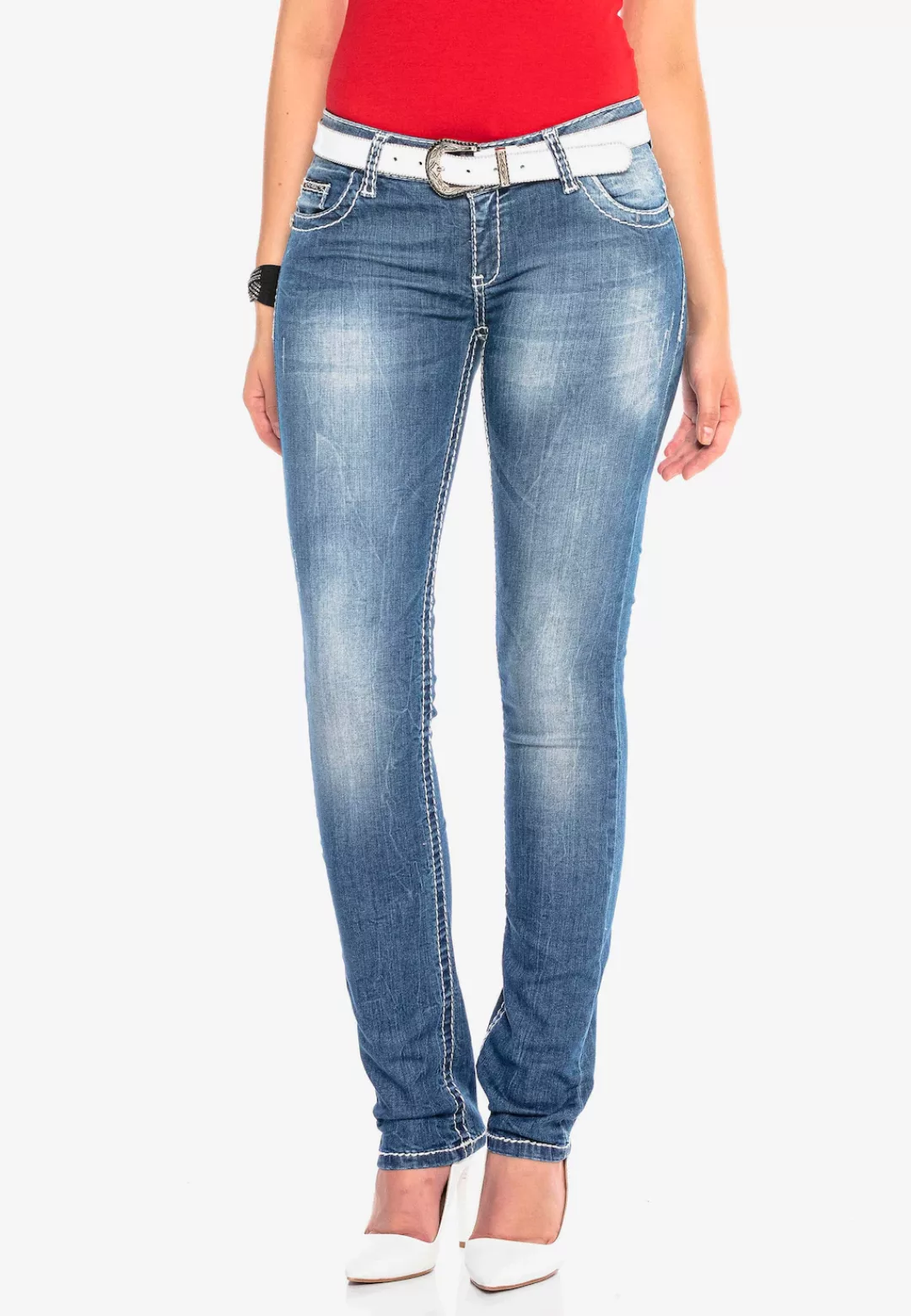 Cipo & Baxx Slim-fit-Jeans, mit körperbetontem Schnitt günstig online kaufen