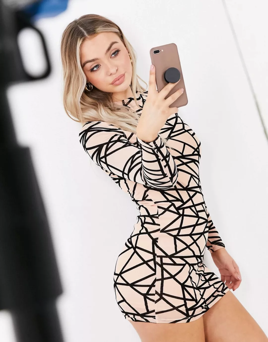 Parisian – Bodycon-Kleid aus Netzstoff mit kontrastierendem Muster-Neutral günstig online kaufen