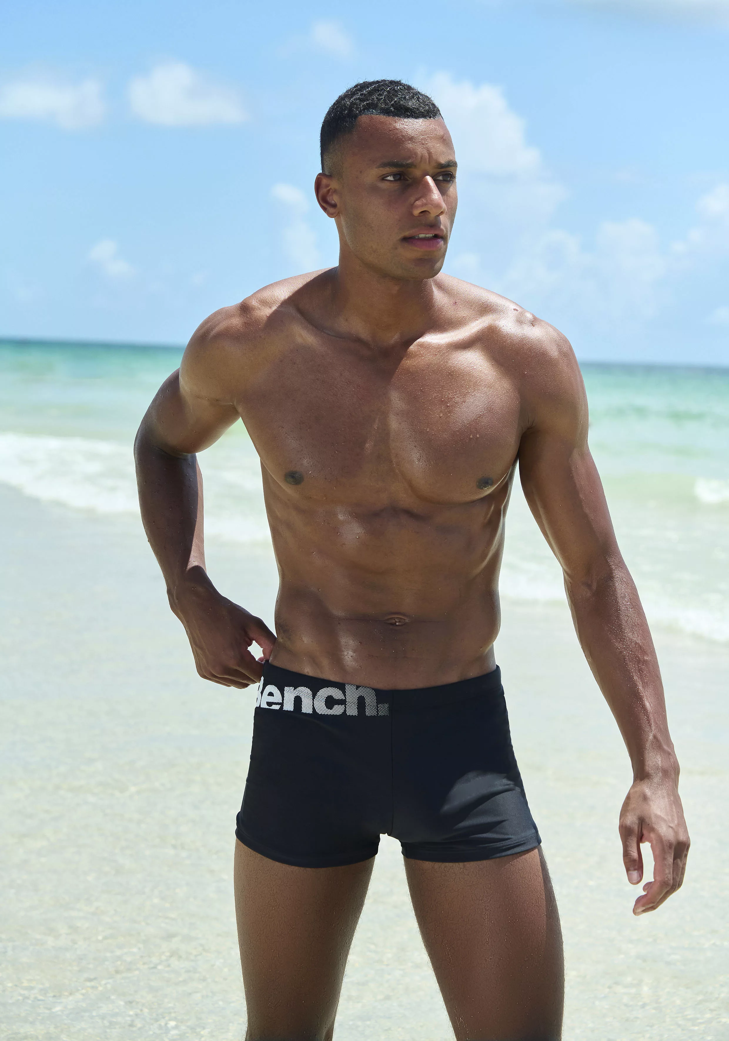 Bench. Boxer-Badehose, mit Bench-Schriftzug günstig online kaufen