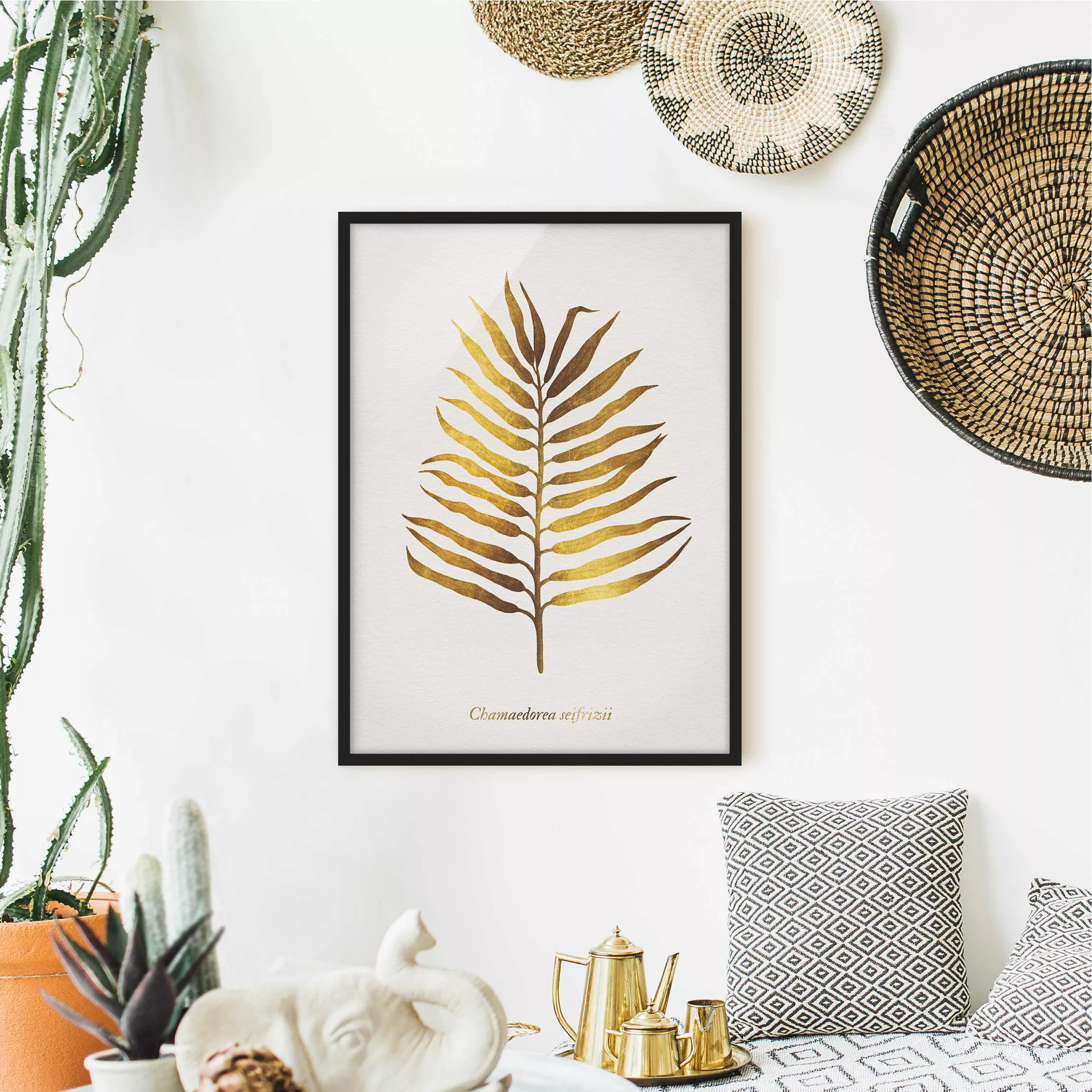 Bild mit Rahmen Blumen - Hochformat Gold - Palmenblatt II günstig online kaufen