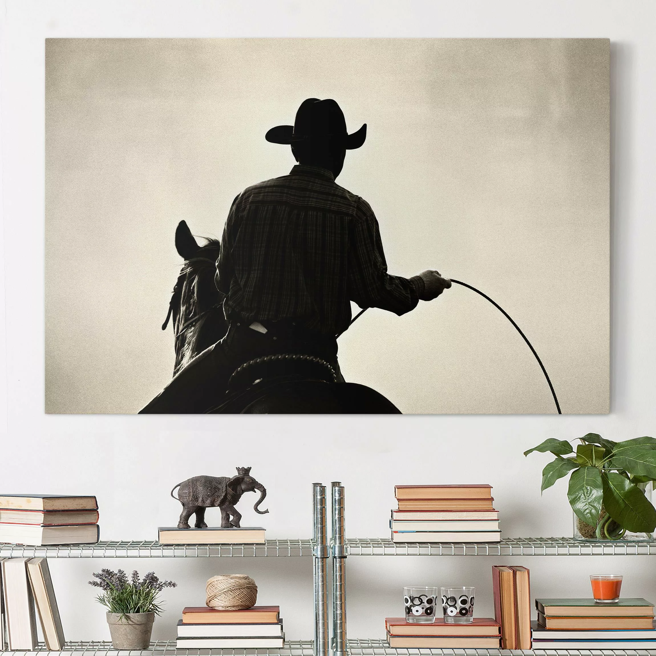 Leinwandbild Schwarz-Weiß - Querformat Riding Cowboy günstig online kaufen