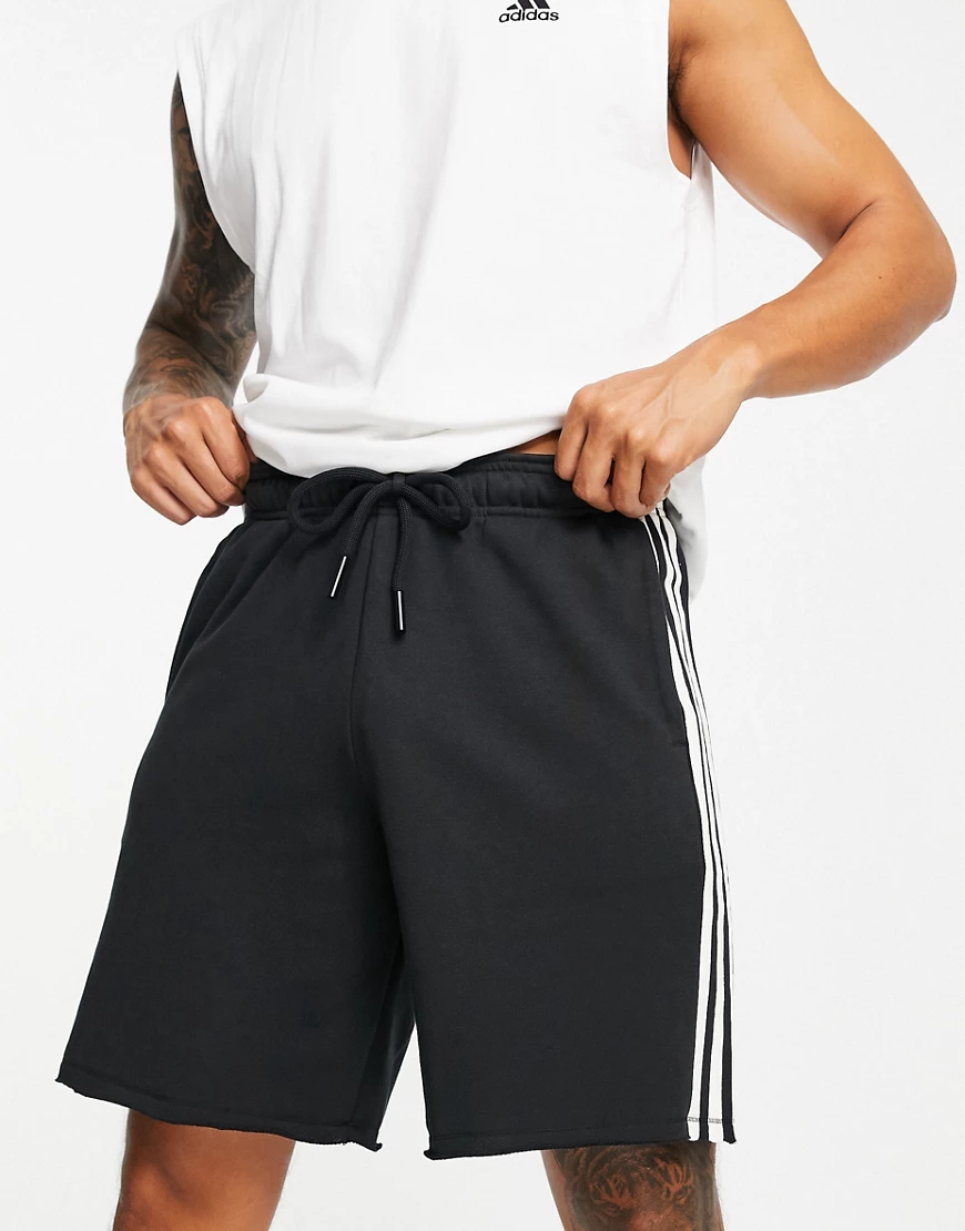 adidas – Sportswear Training – Shorts in Schwarz günstig online kaufen