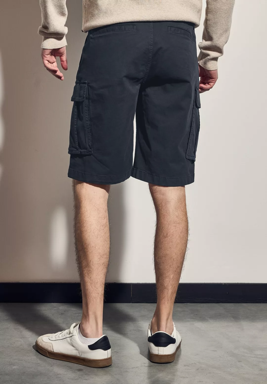 STREET ONE MEN Bermudas, mit seitlichen Einschubtaschen günstig online kaufen
