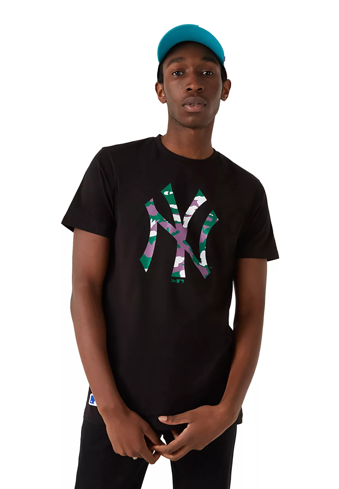 New Era Herren T-Shirt MLB Camo Tee NY YANKEES Schwarz günstig online kaufen