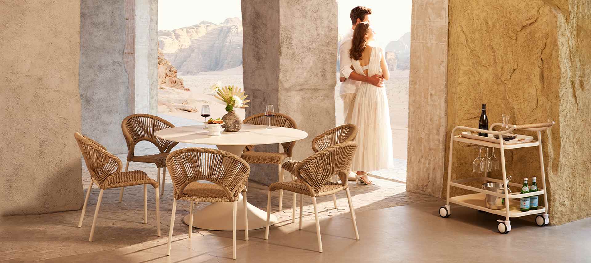 Verona runder Balkontisch 158 cm - Ivory, beiger Stein günstig online kaufen