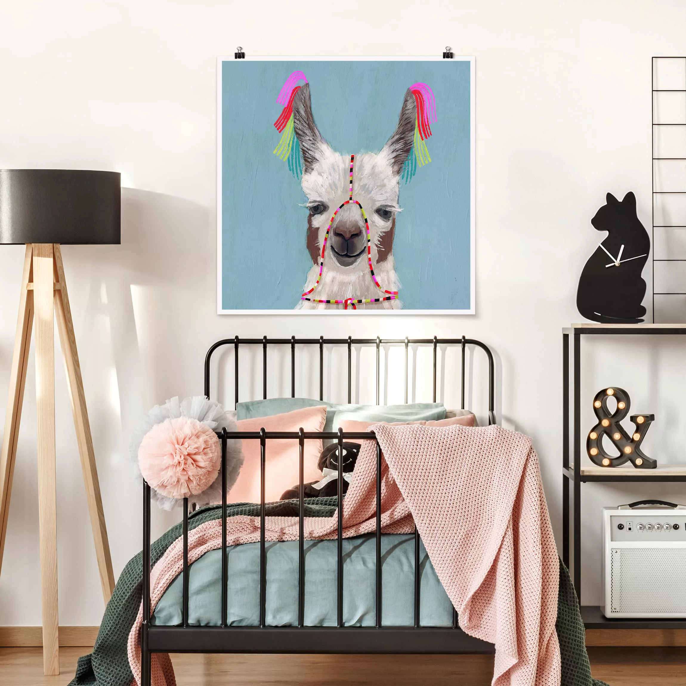 Poster Tiere - Quadrat Lama mit Schmuck III günstig online kaufen