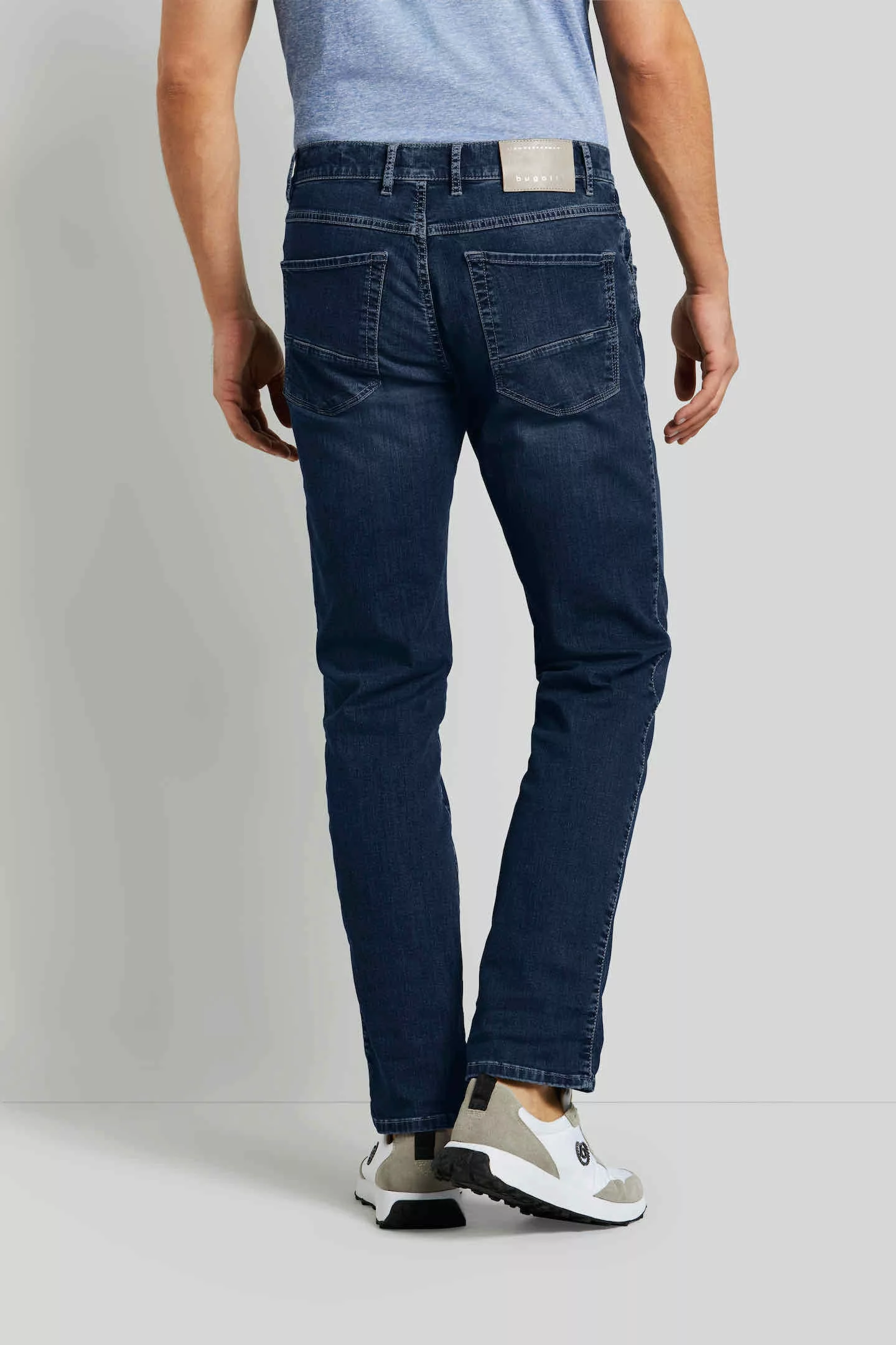 bugatti 5-Pocket-Jeans, mit Used-Waschung günstig online kaufen