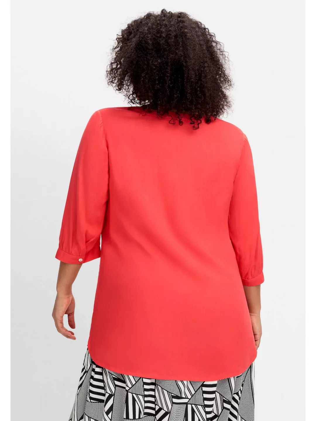 Sheego Shirtbluse "Große Größen", mit Ziertape am V-Ausschnitt günstig online kaufen
