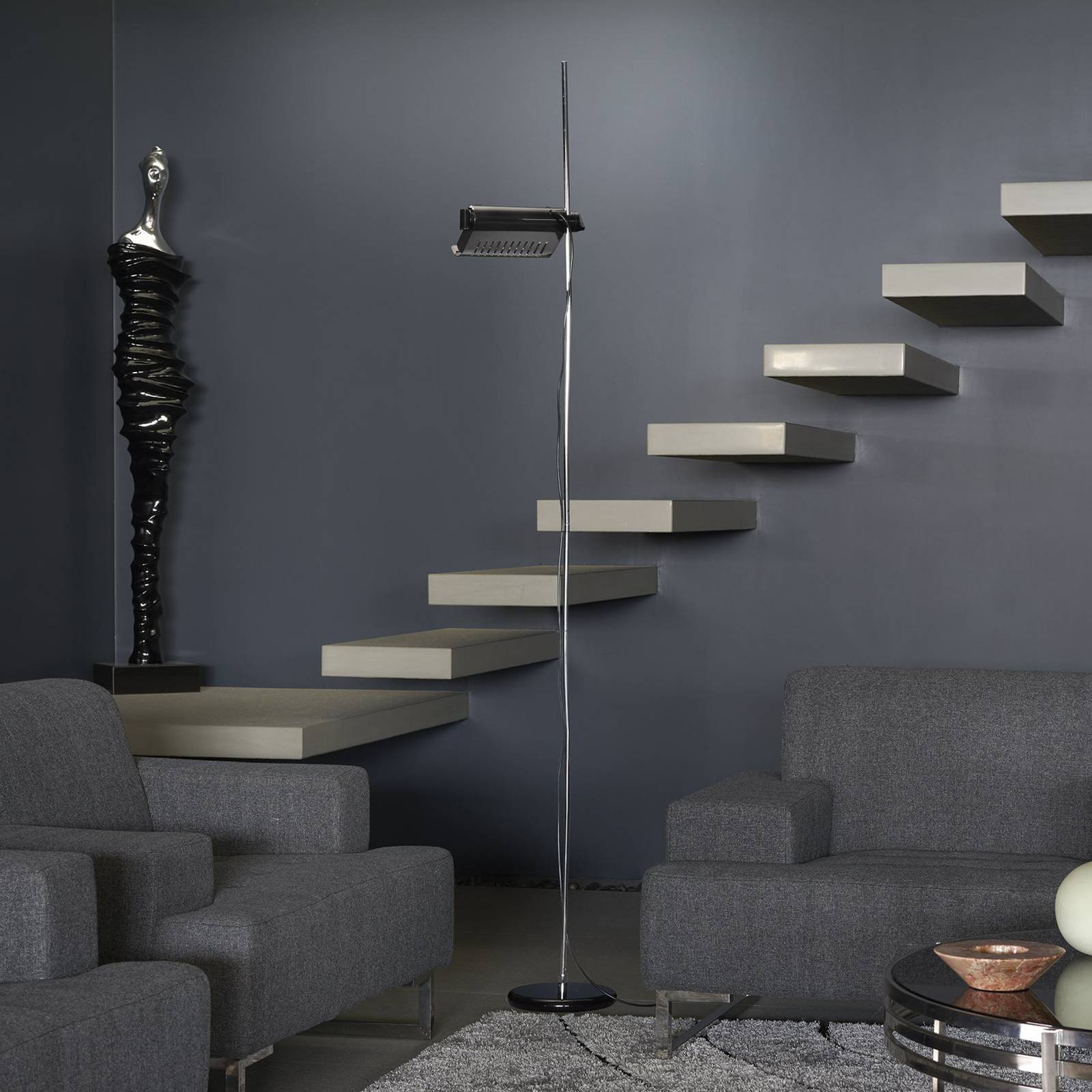 Oluce LED-Stehleuchte Colombo, schwarz/chrom, Metall günstig online kaufen
