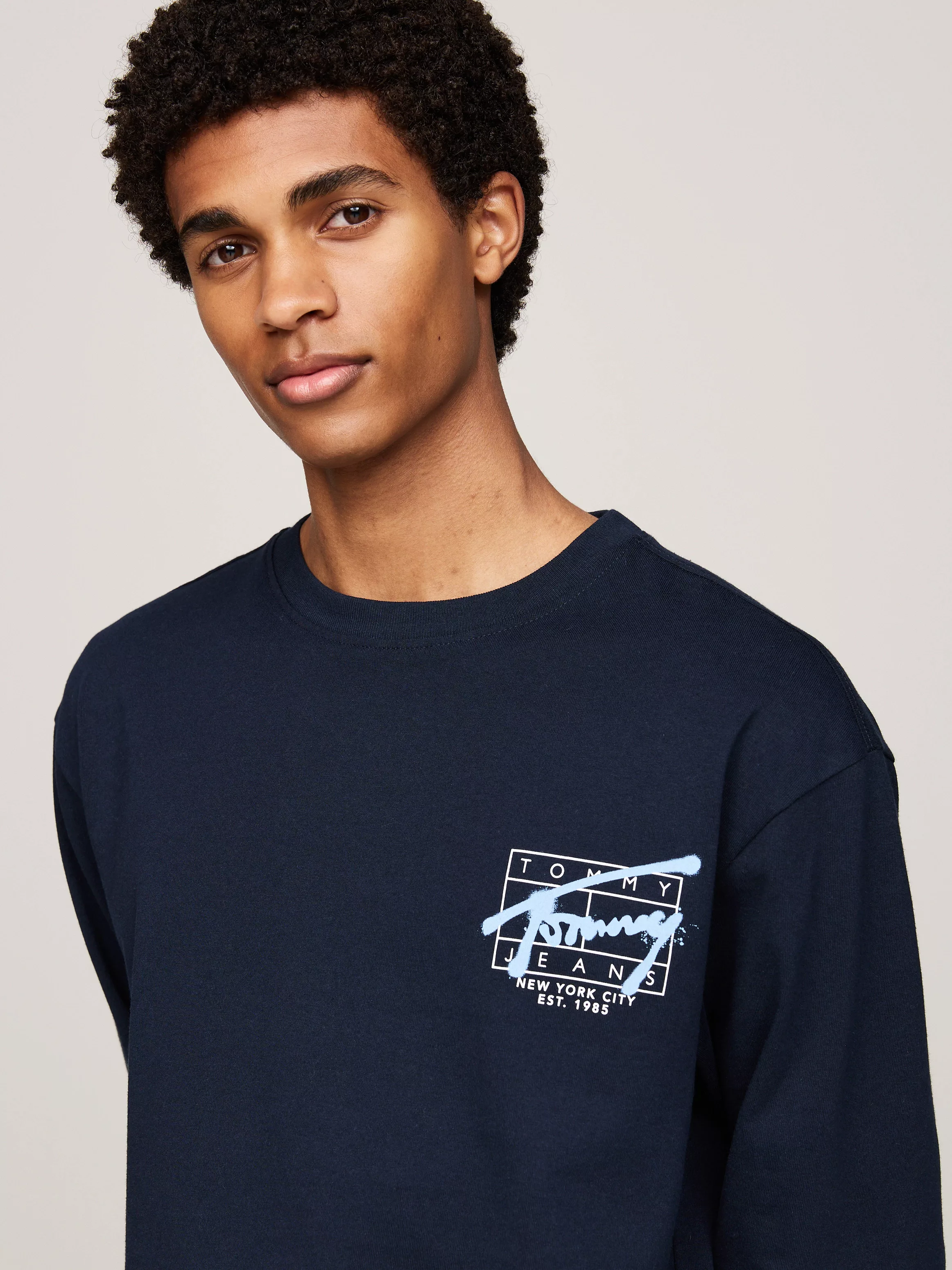 Tommy Jeans Plus Longsleeve TJM REG SPRAY TEE LS EXT Große Größen, mit groß günstig online kaufen