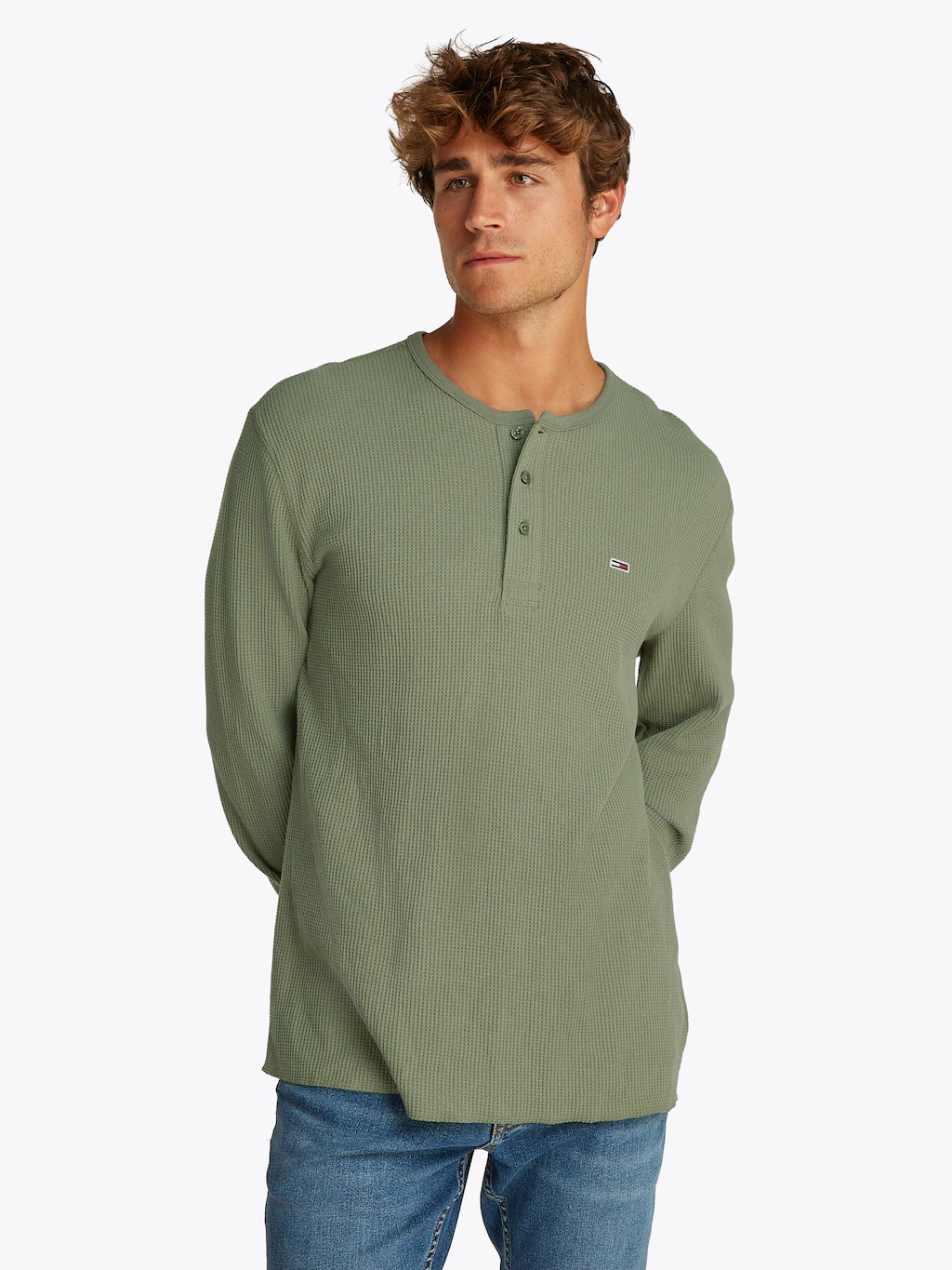 Tommy Jeans Henleyshirt "TJM REG WAFFLE HENLEY LS TEE", mit leichter Strukt günstig online kaufen