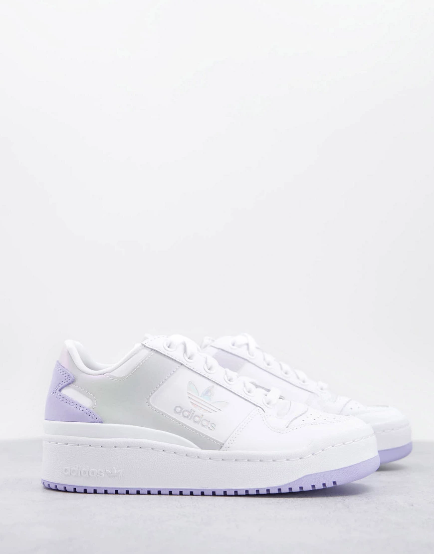 adidas Originals – Forum Bold – Sneaker in Weiß mit schillernden Details günstig online kaufen