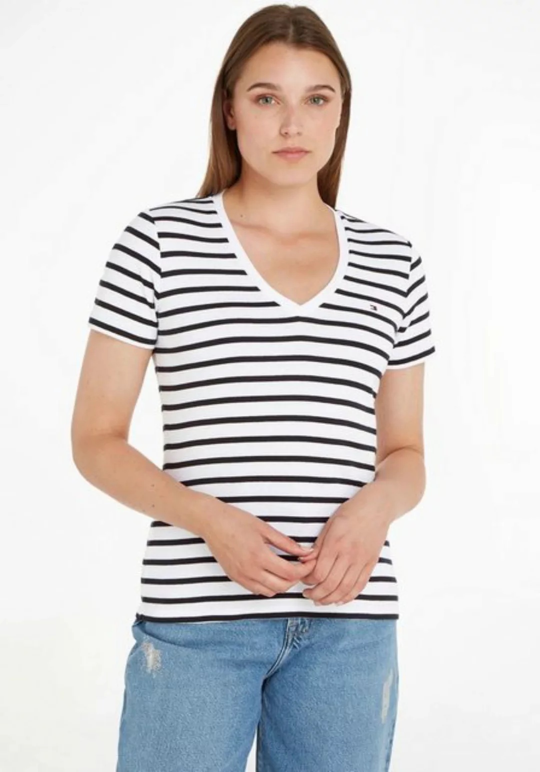 Tommy Hilfiger T-Shirt SLIM CODY RIB V-NECK SS mit dezenter Logostickerei günstig online kaufen