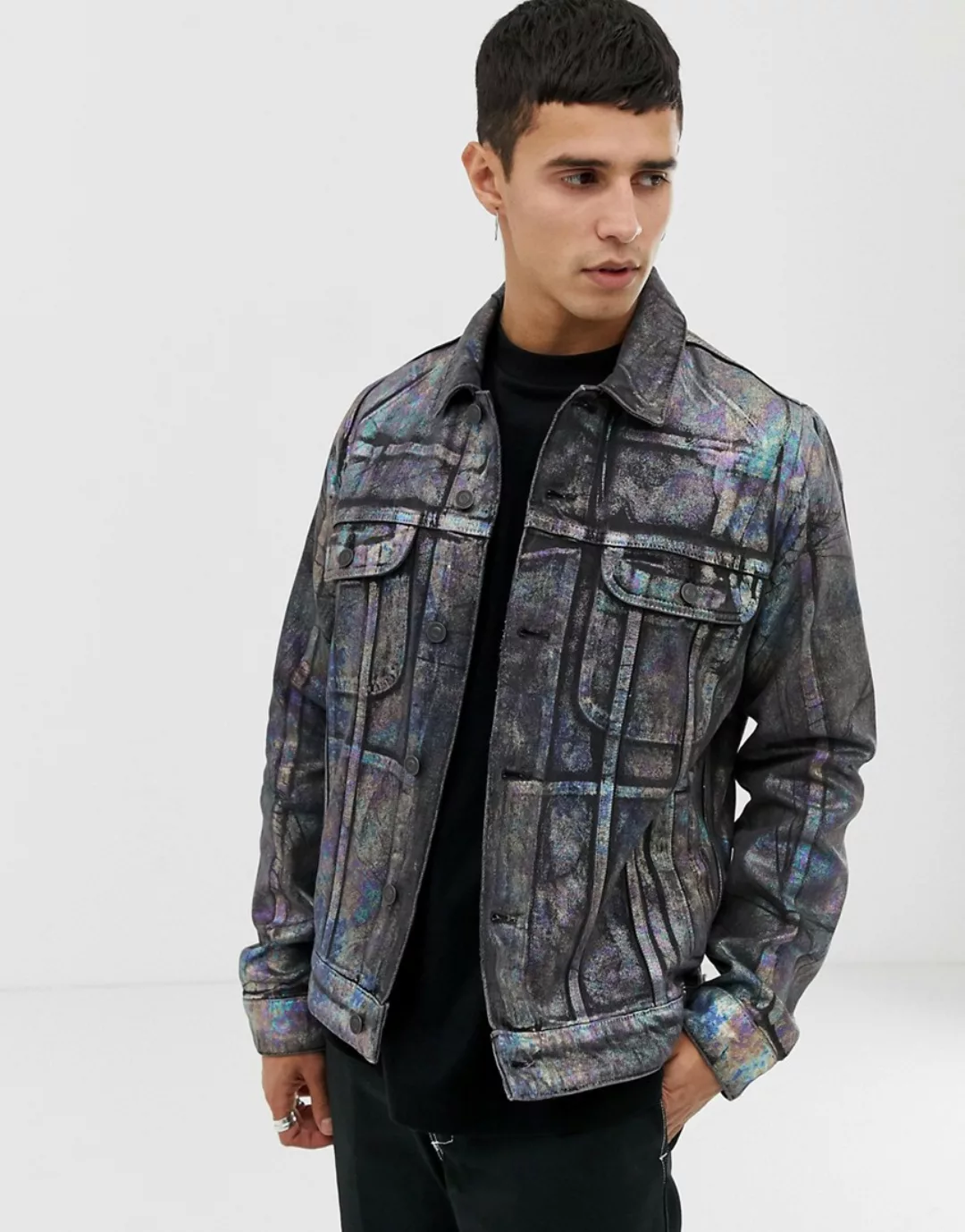 ASOS DESIGN – Jeansjacke mit buntfarbigem Foliendruck-Mehrfarbig günstig online kaufen