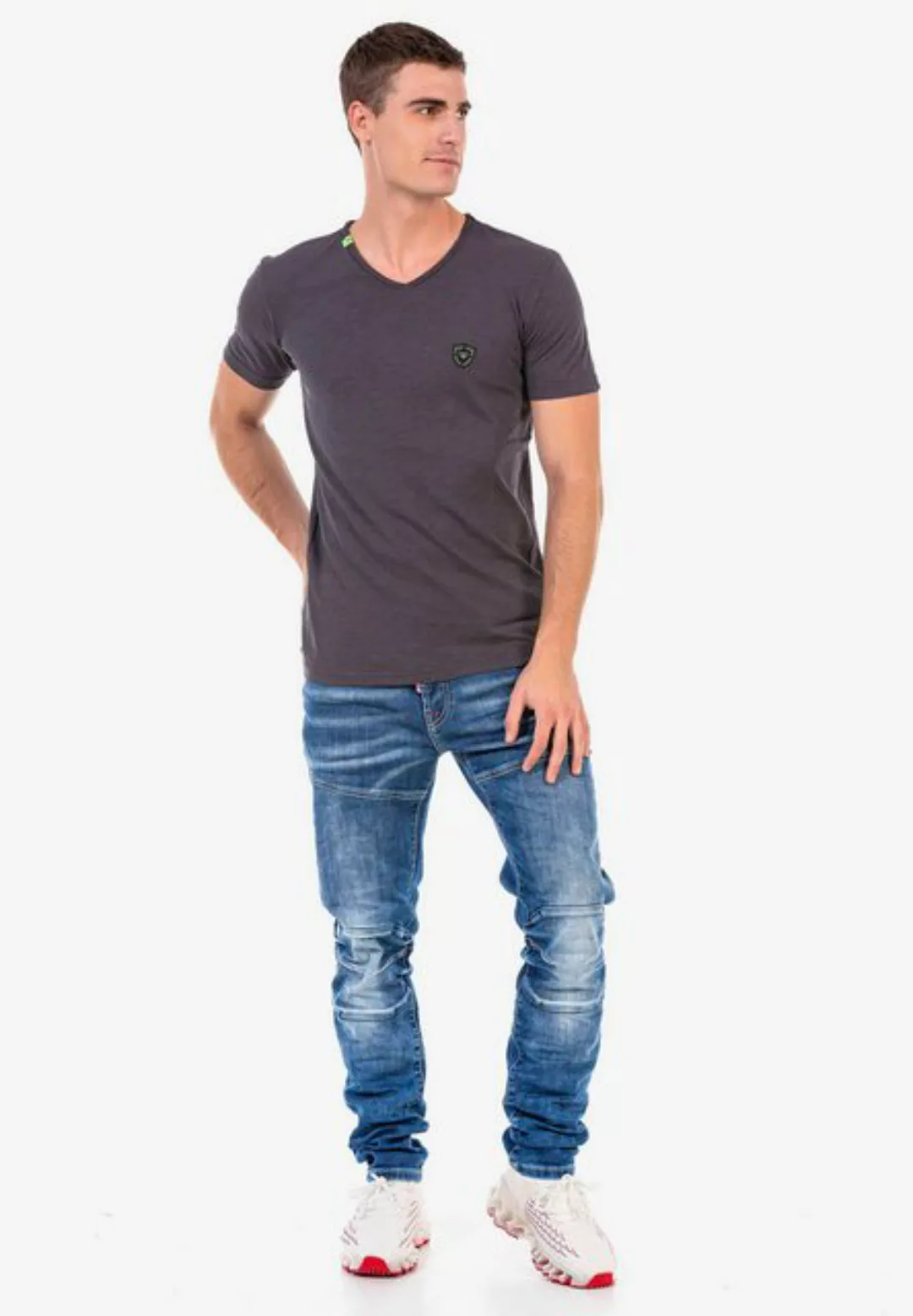 Cipo & Baxx Straight-Jeans mit trendigen Ziernähten günstig online kaufen