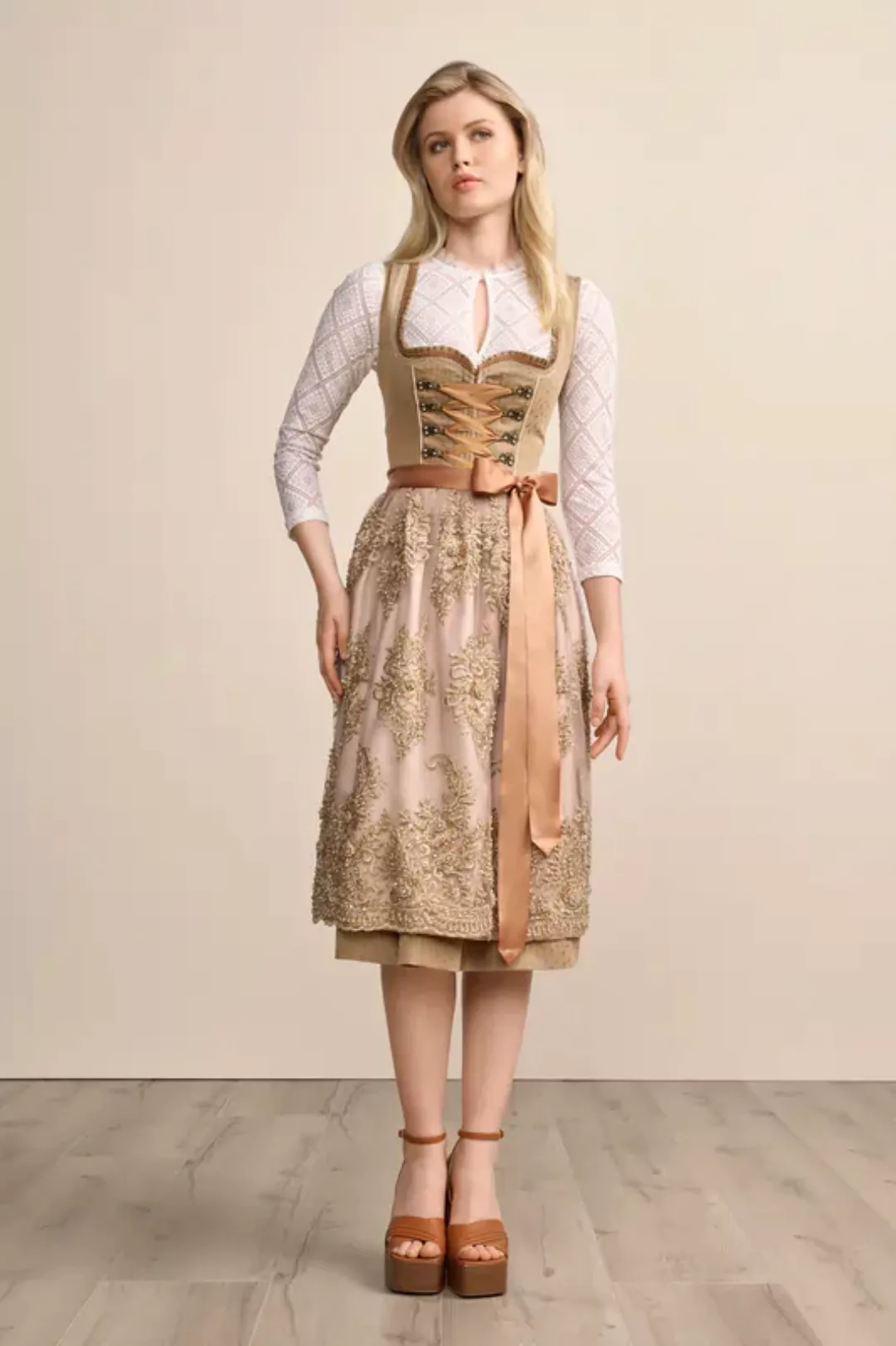 Dirndl Cilla (70cm) günstig online kaufen