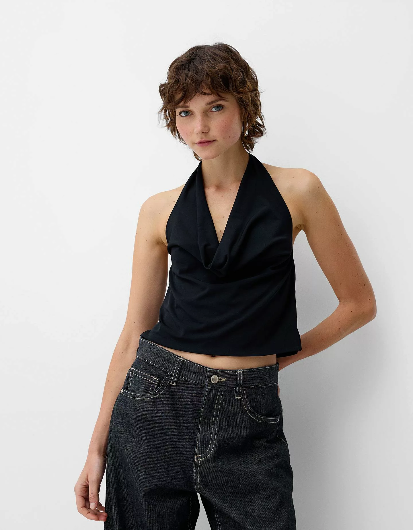 Bershka Fließendes Neckholder-Top Damen L Schwarz günstig online kaufen