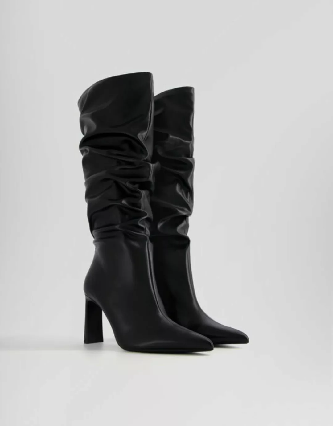 Bershka Stiefel Im Slouchy-Fit Mit Stilettoabsatz Damen 35 Schwarz günstig online kaufen