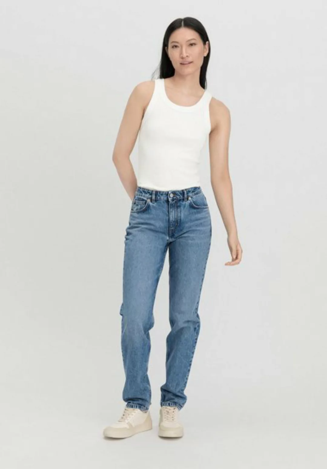 Hessnatur Bequeme Jeans HANNA High Rise Mom aus reinem Bio-Denim (1-tlg) günstig online kaufen