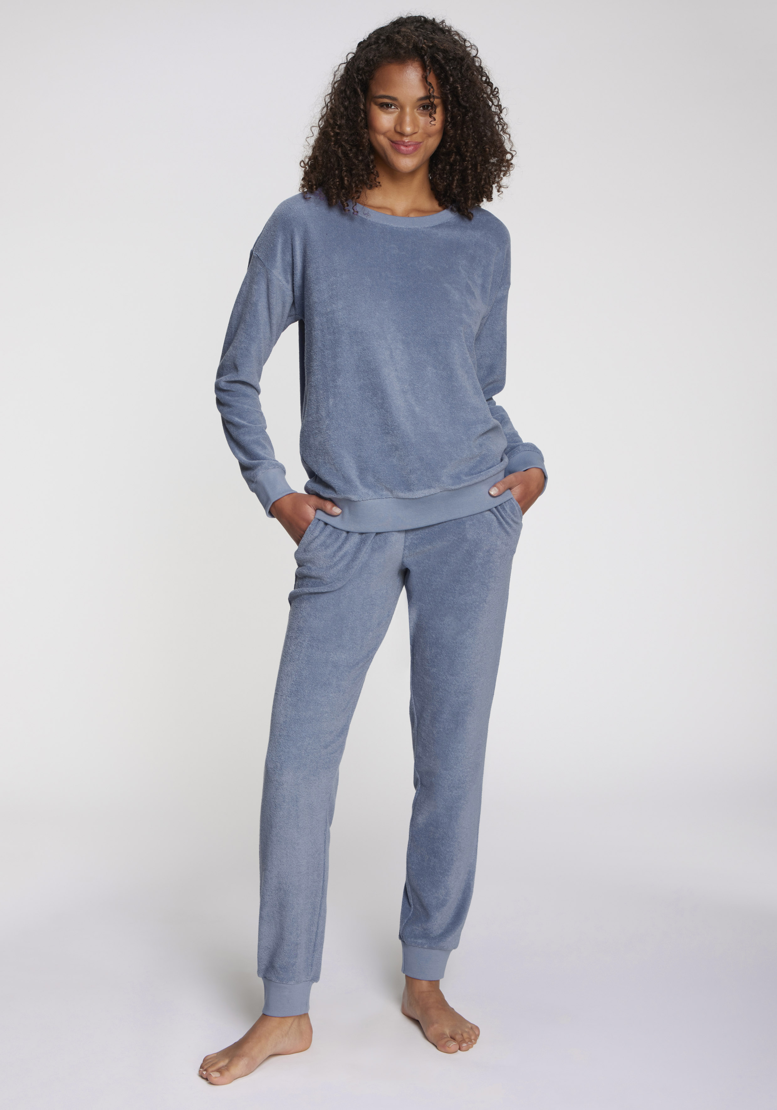 Vivance Dreams Pyjama, (2 tlg.), in schöner Frottee-Qualität günstig online kaufen