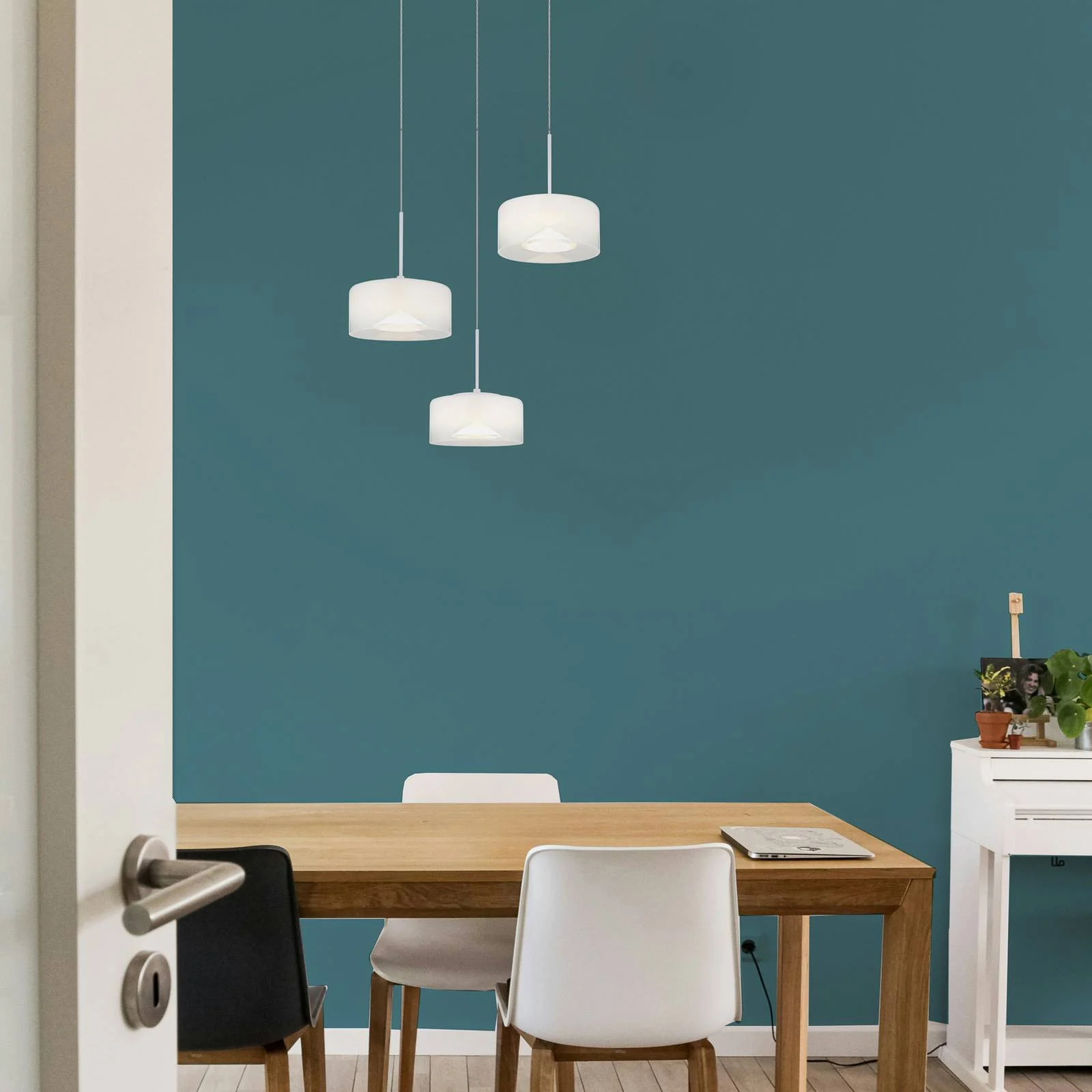 LED-Hängeleuchte Belinda, Ø 40 cm, weiß, 3-flg., Glas günstig online kaufen