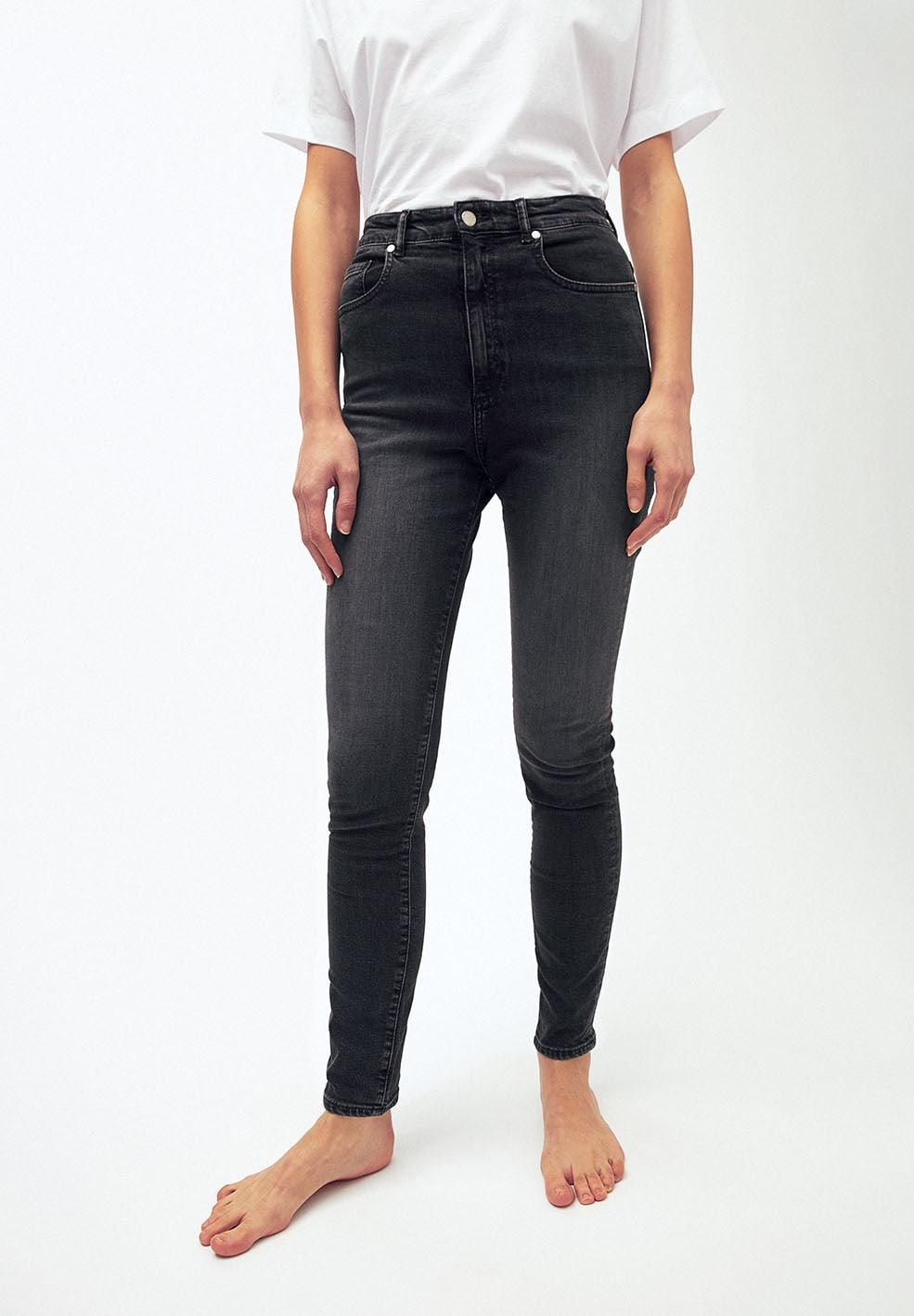 Jeans INGAA in grey wash von ARMEDANGELS günstig online kaufen