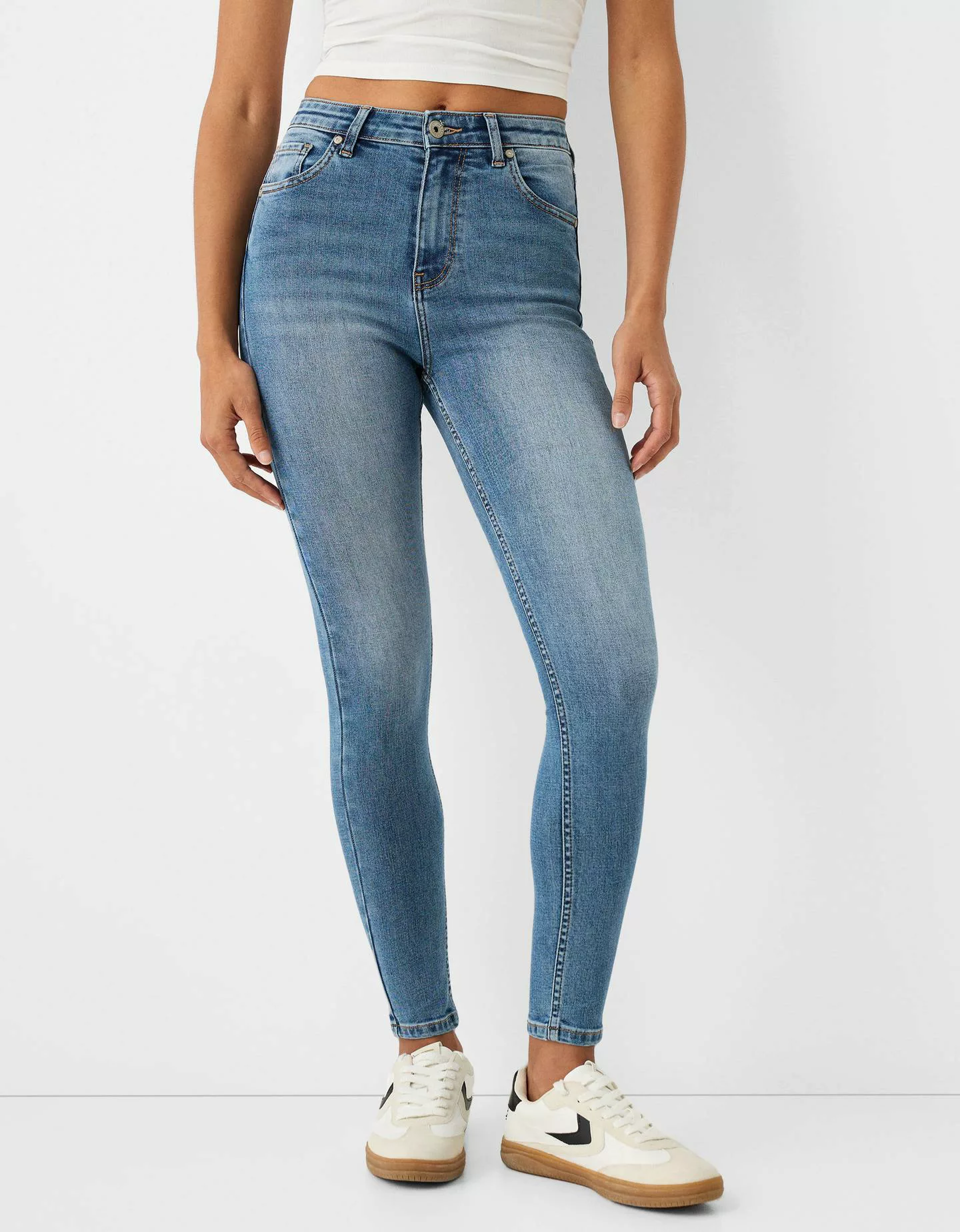 Bershka Skinny-Jeans Mit Sehr Hohem Bund Damen 42 Ausgewaschenes Blau günstig online kaufen