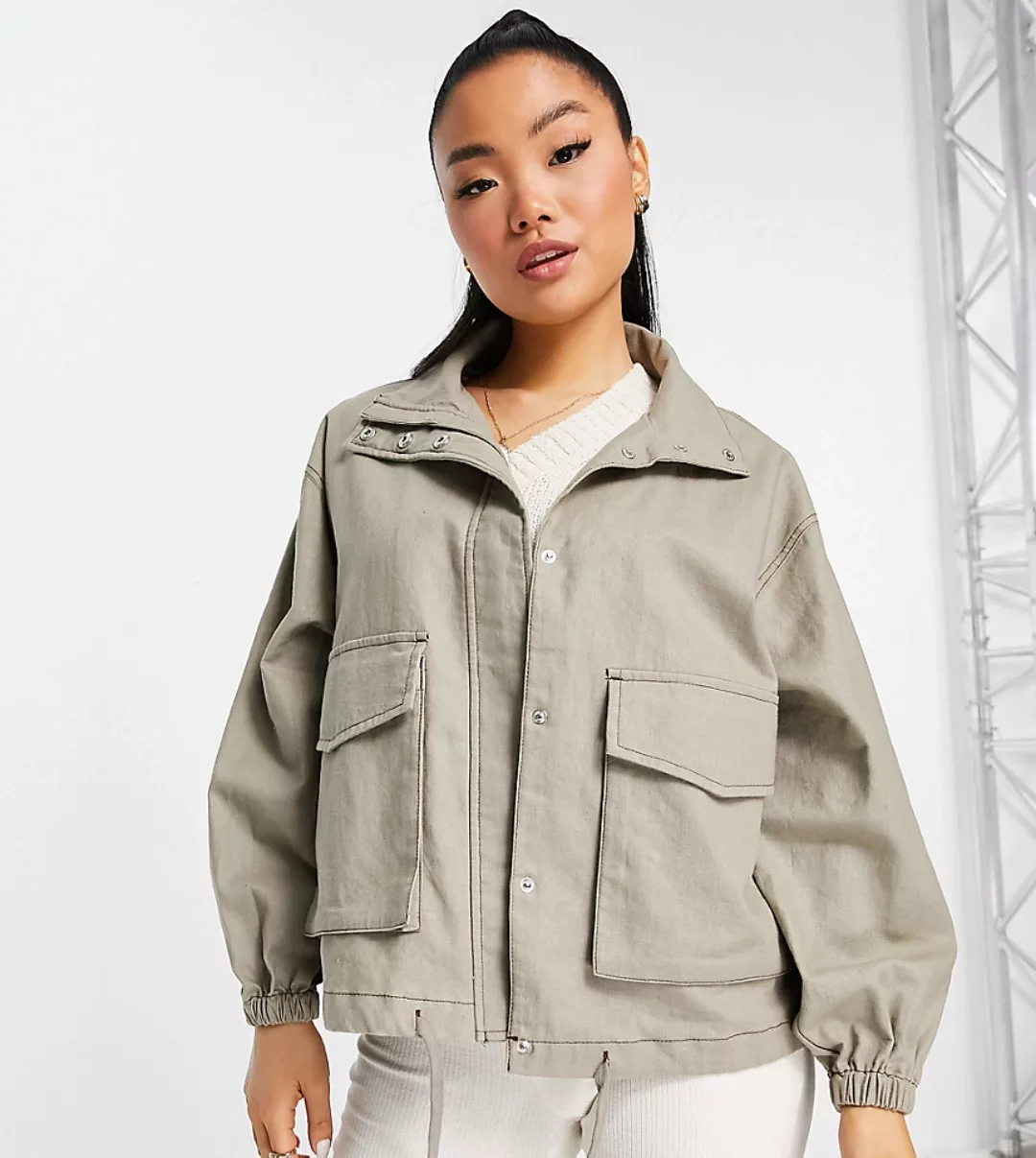 ASOS DESIGN Petite – Oversize-Jacke aus Leinen in Braun günstig online kaufen