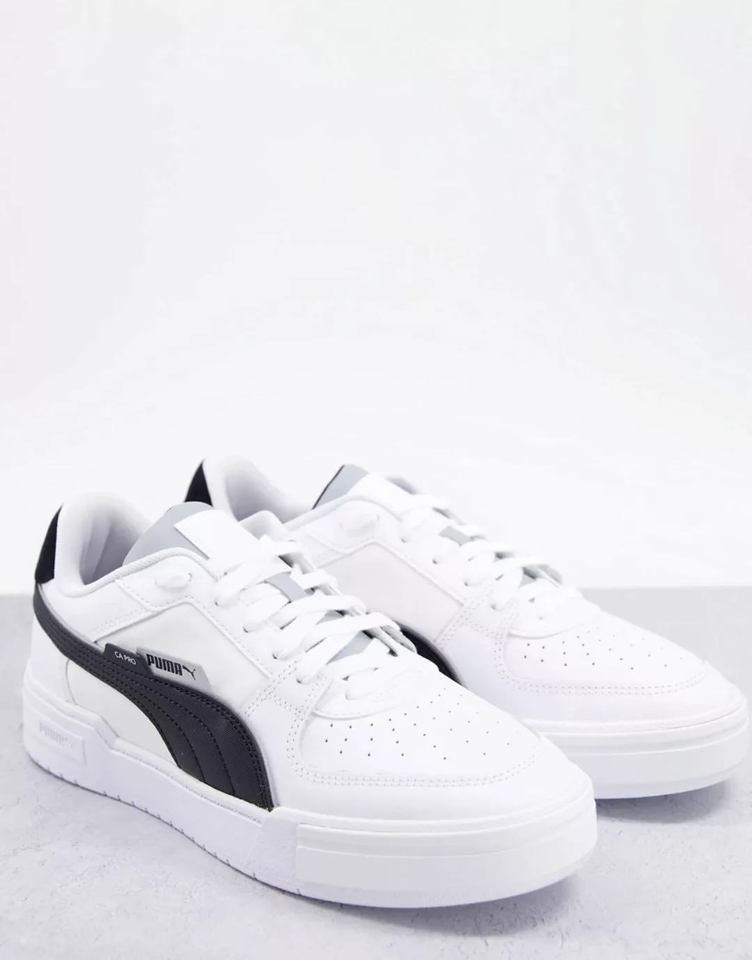 Puma – CA Pro Tech – Sneaker in Weiß und Schwarz günstig online kaufen