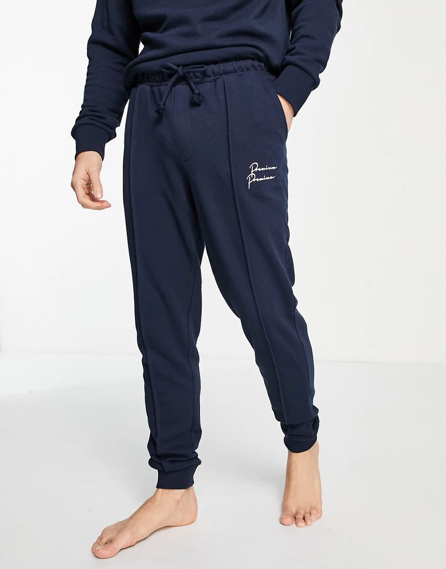 Jack & Jones Premium – Lounge-Jogginghose in Marineblau mit Bündchen und Sc günstig online kaufen