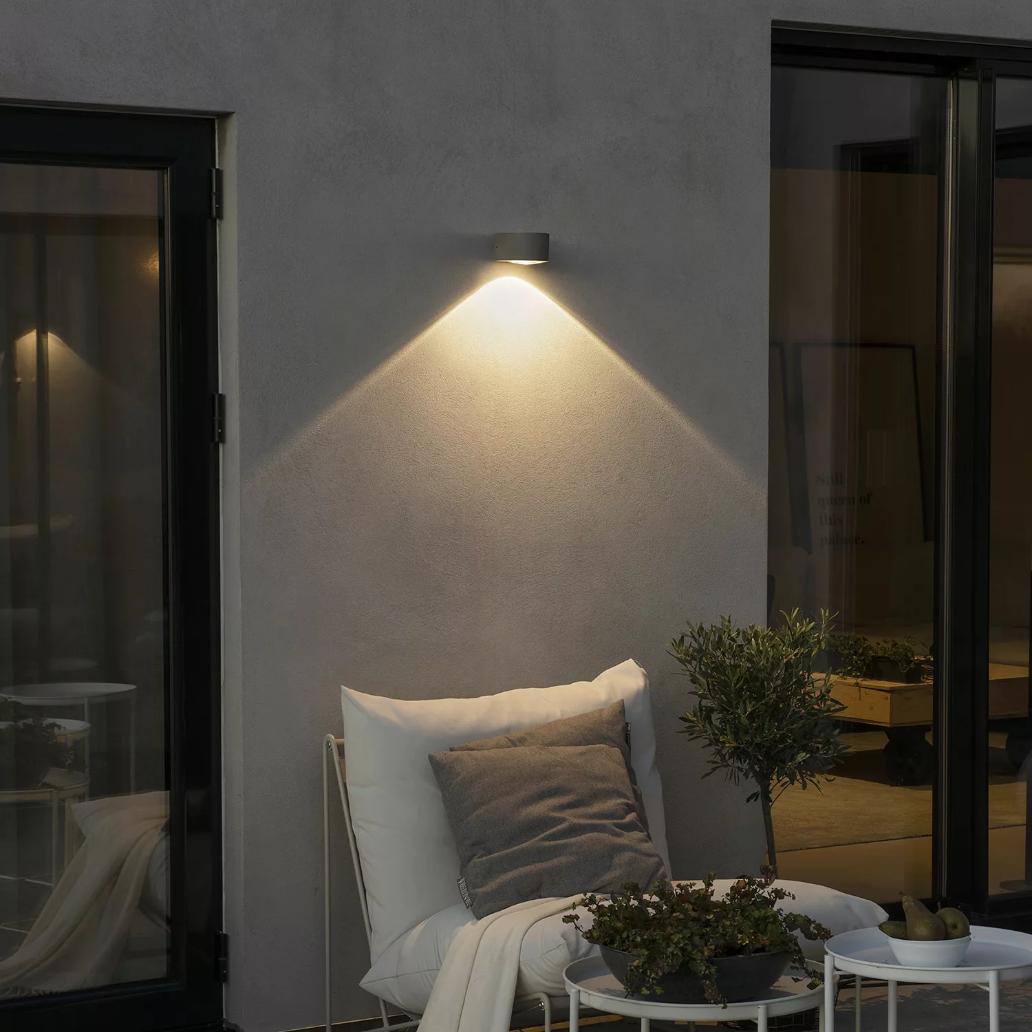 LED-Außenwandleuchte Gela, unten strahlend, grau günstig online kaufen