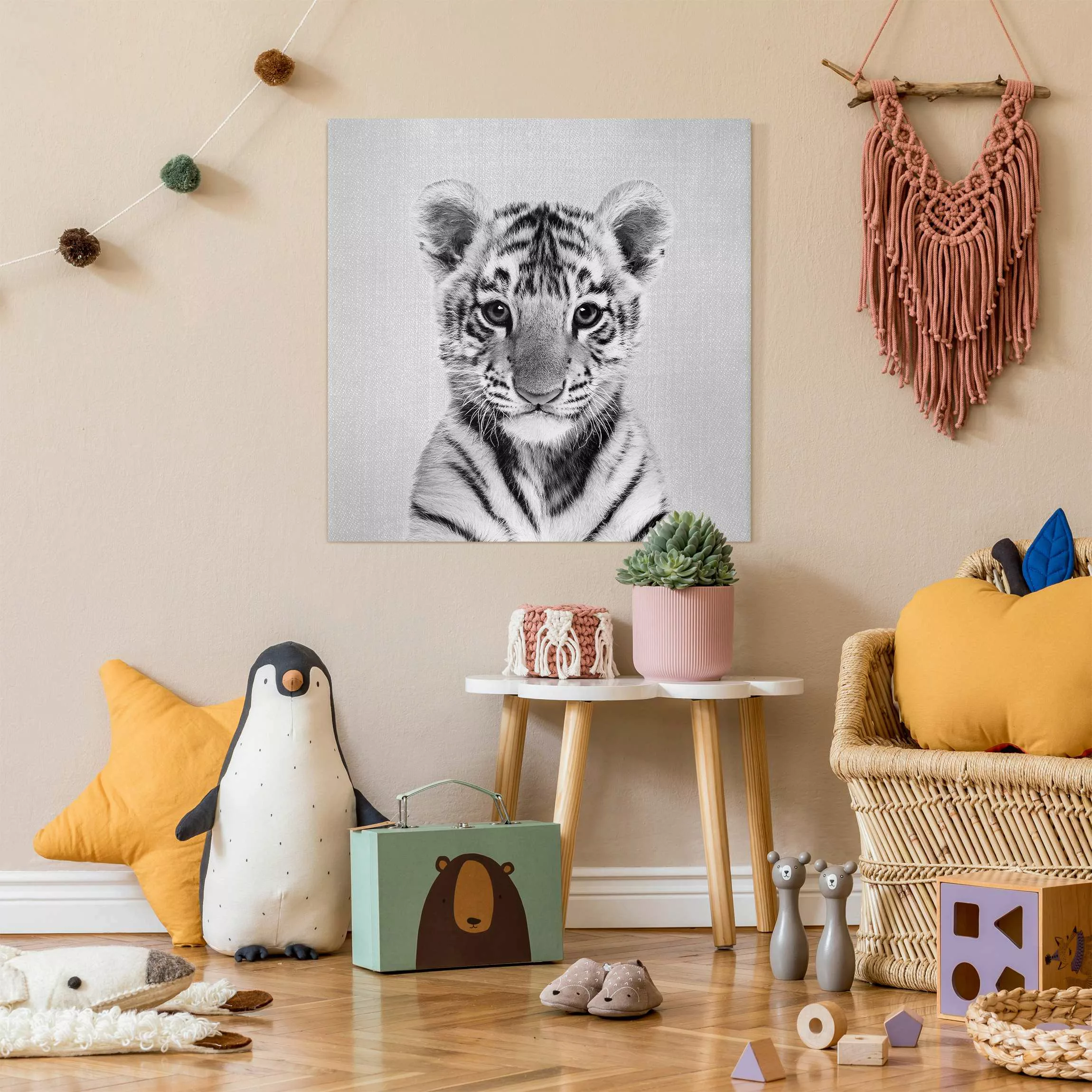 Leinwandbild Baby Tiger Thor Schwarz Weiß günstig online kaufen