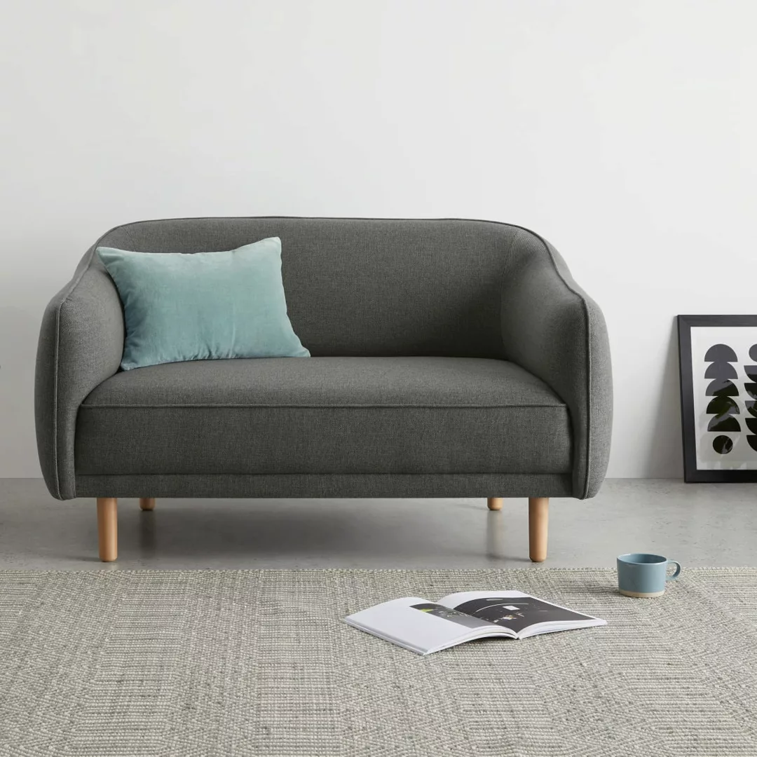 Haring 2-Sitzer Sofa, Dunkelgrau - MADE.com günstig online kaufen