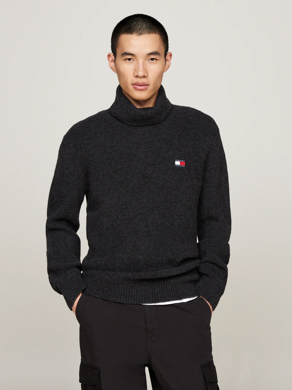 Tommy Jeans Rollkragenpullover TJM SLIM ROLL NECK BADGE SWEATER in melierte günstig online kaufen