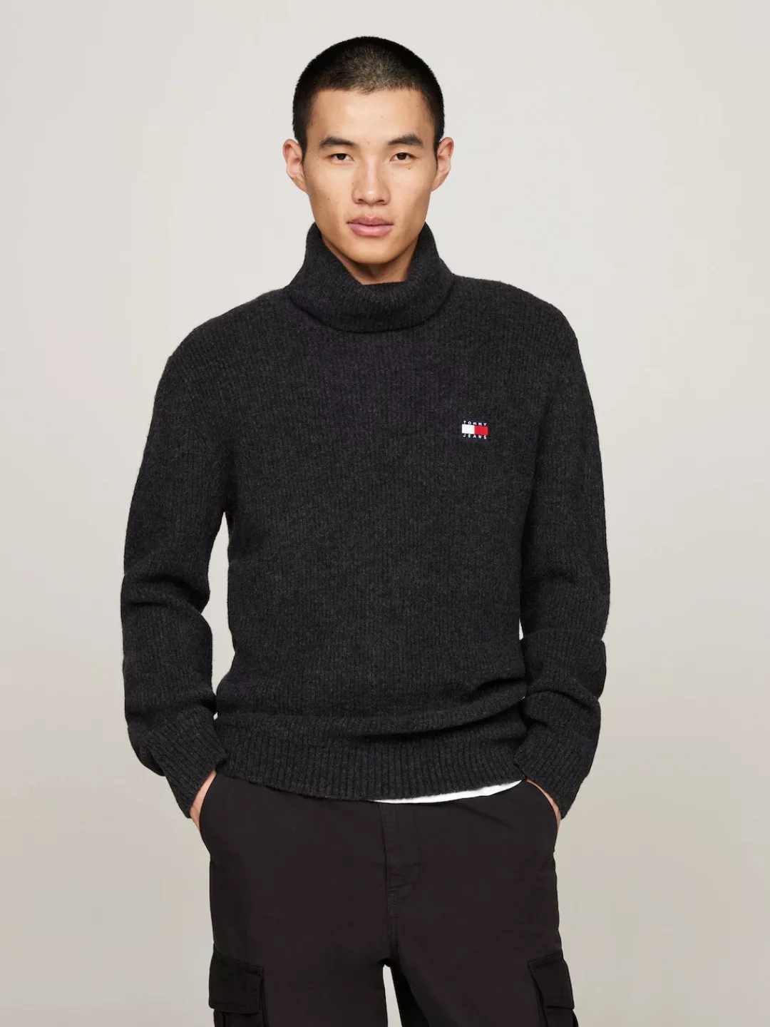 Tommy Jeans Rollkragenpullover "TJM SLIM ROLL NECK BADGE SWEATER", in melie günstig online kaufen