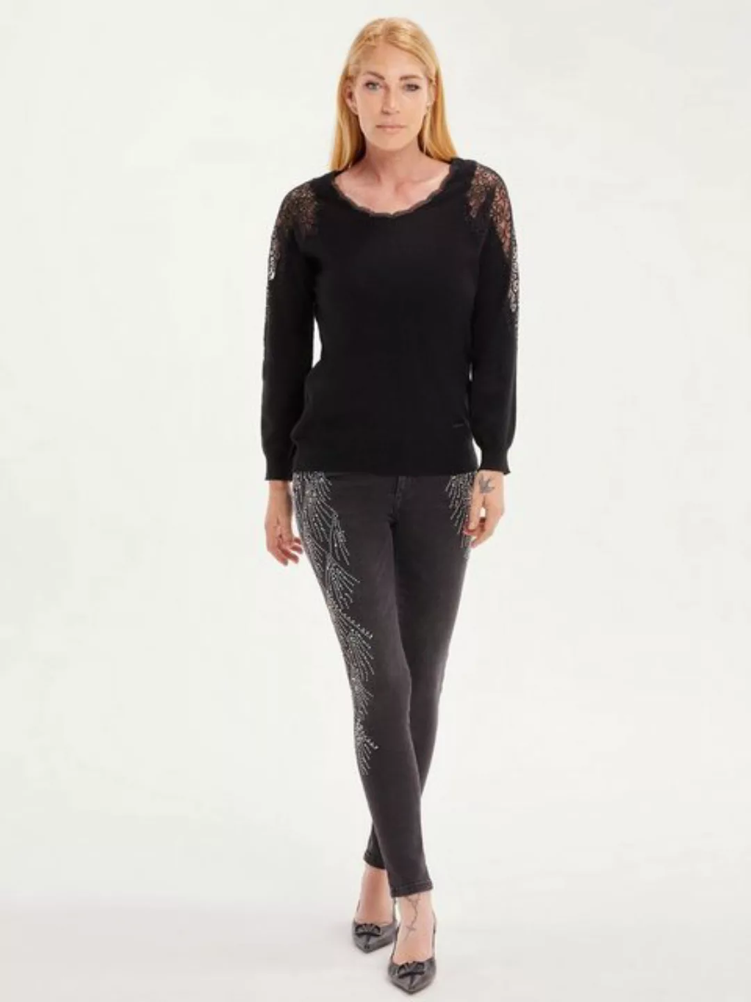 Sarah Kern Röhrenjeans Stretch-Jeans figurbetont mit Strasssteinchen im Vor günstig online kaufen