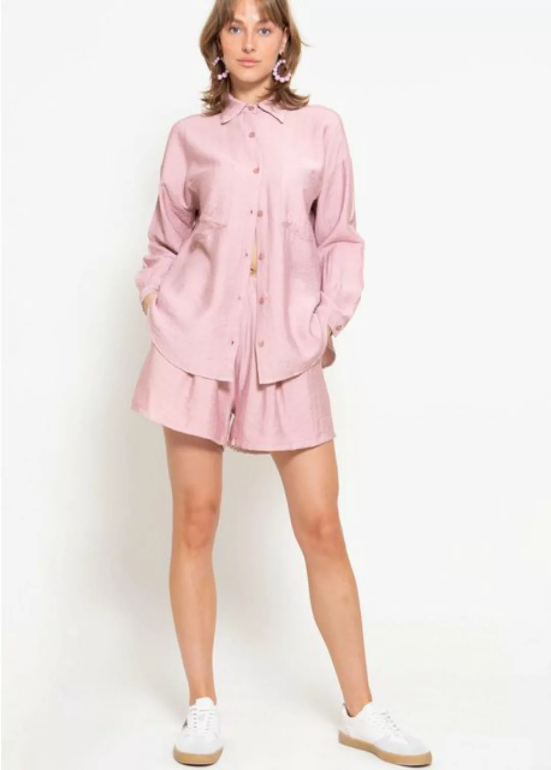 SASSYCLASSY Hemdbluse Oversize Bluse mit Kragen Fließende Bluse mit aufgese günstig online kaufen