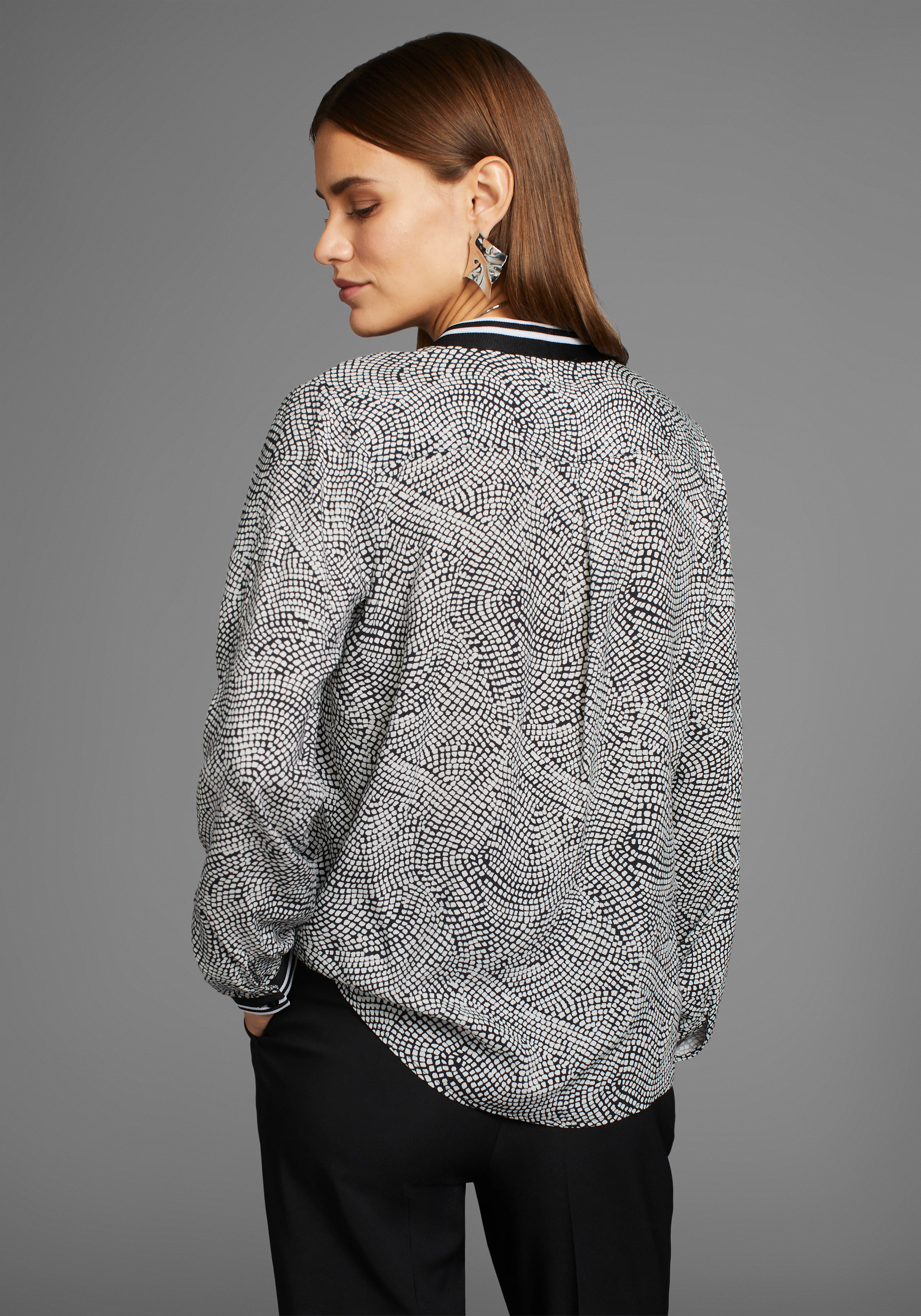 HECHTER PARIS Druckbluse, mit Kontrastkragen günstig online kaufen
